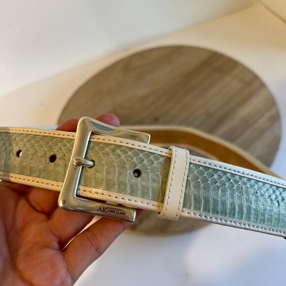 Anne Klein 90s Blue Snake Skin Genuine Leather Chunky Silver Buckle Belt Size XL - Picture 2 of 9